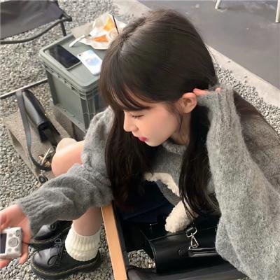 号舱房的女人
